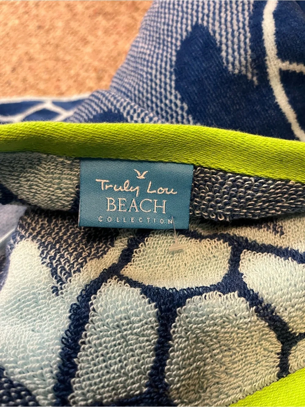 🆕 Truly Lou Turtle Beach Towel